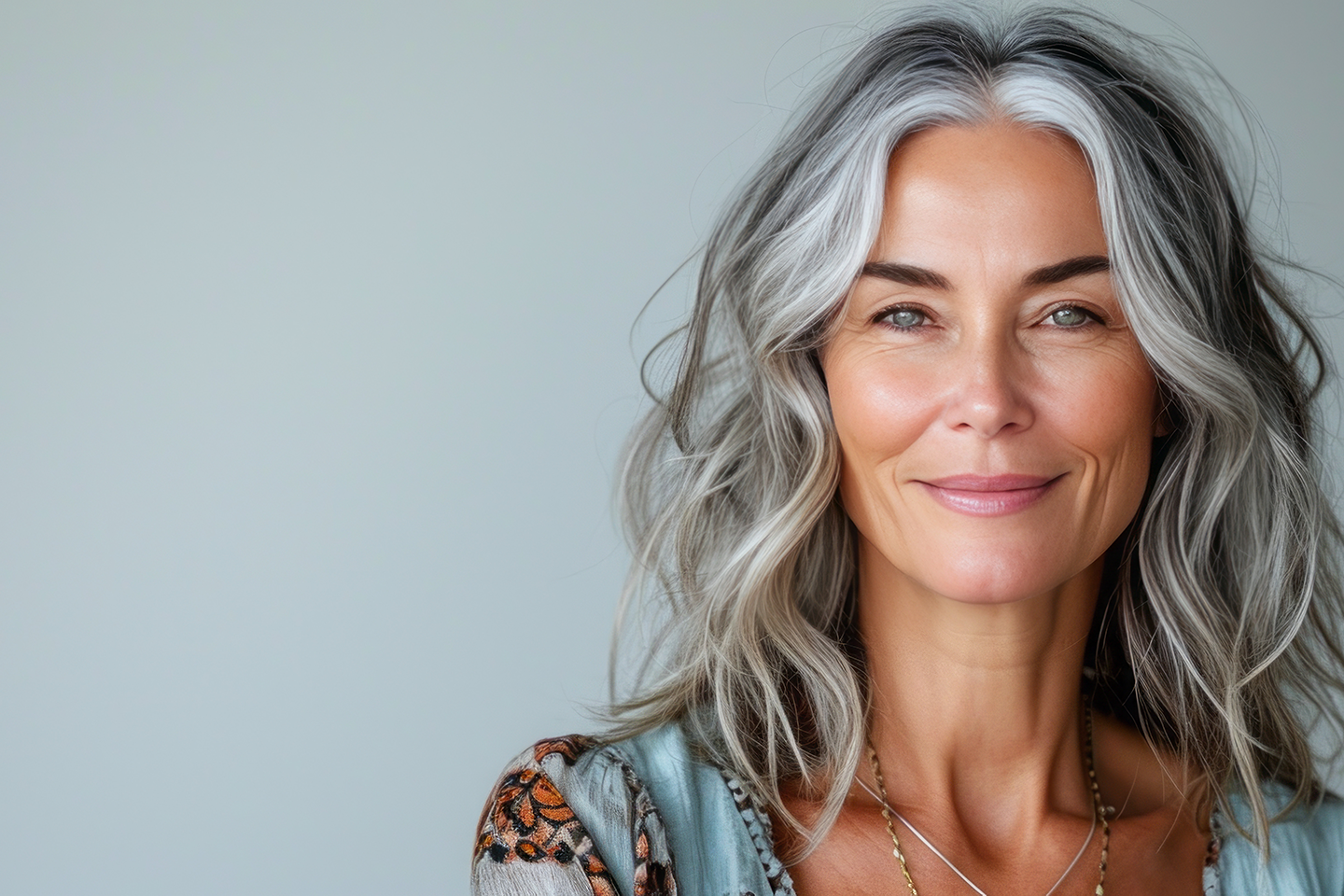 AdobeStock_720188356--grey-hair-stem-cell-lady-cropped